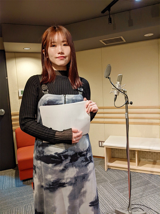 長谷川育美 さん
